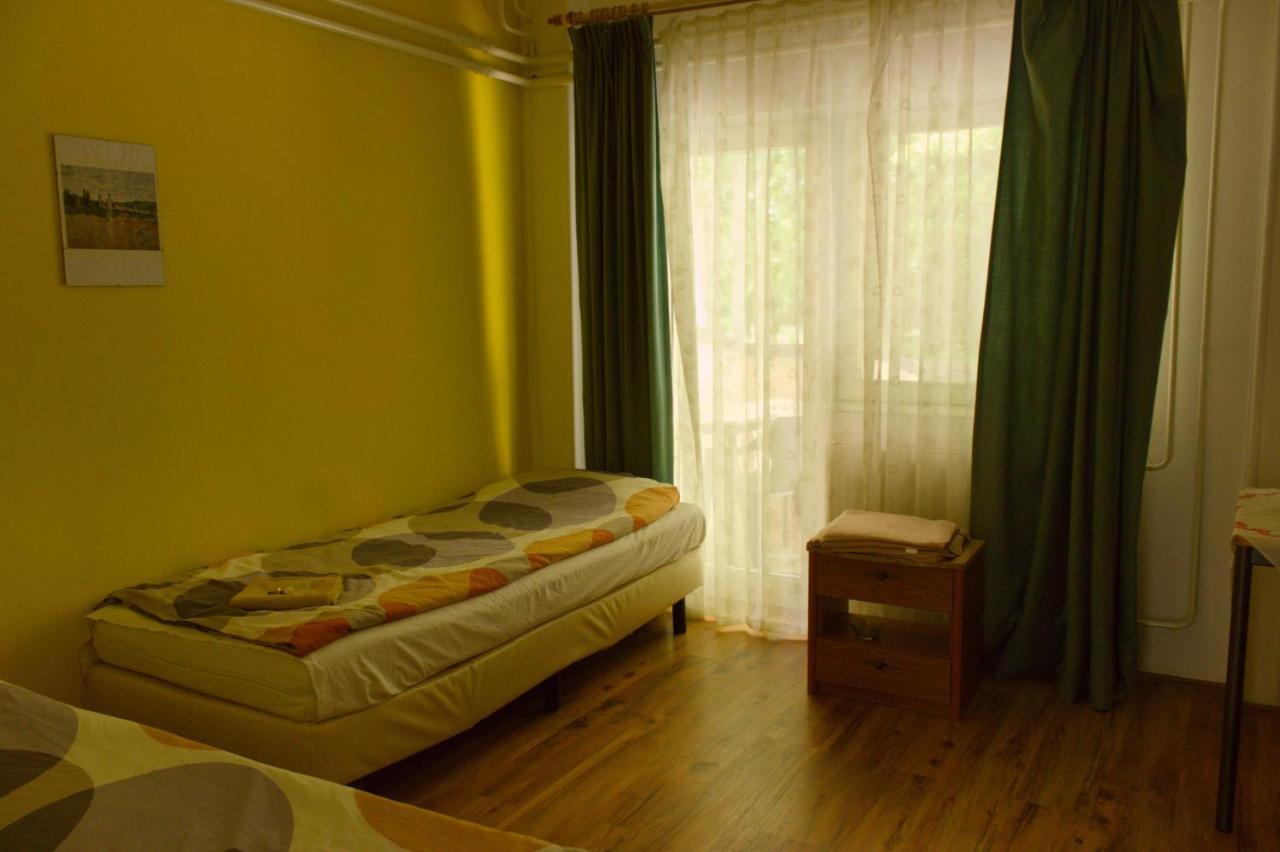 Dorcas Center&Camping Hotel Debreţin Exterior foto